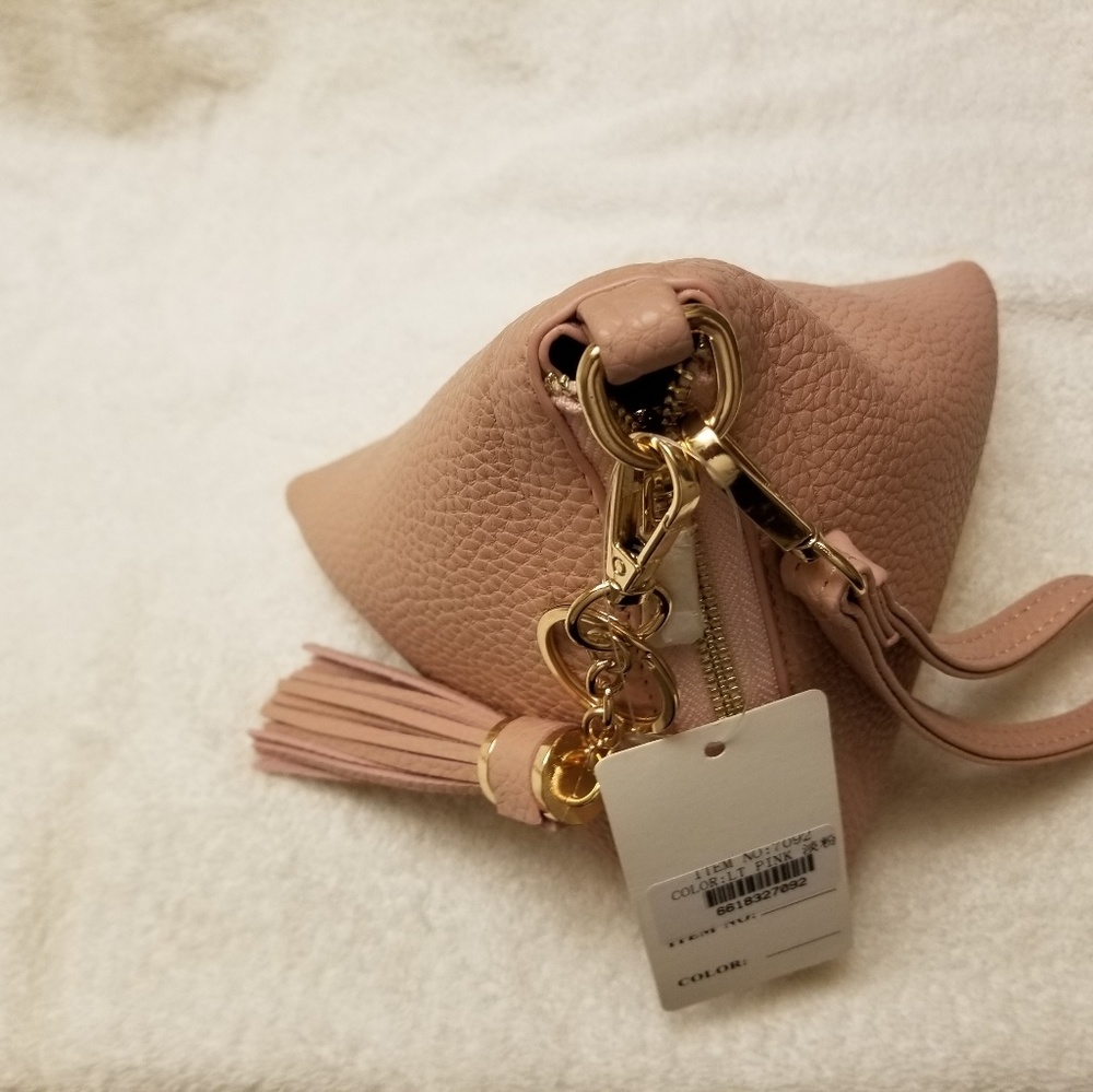 Wristlet